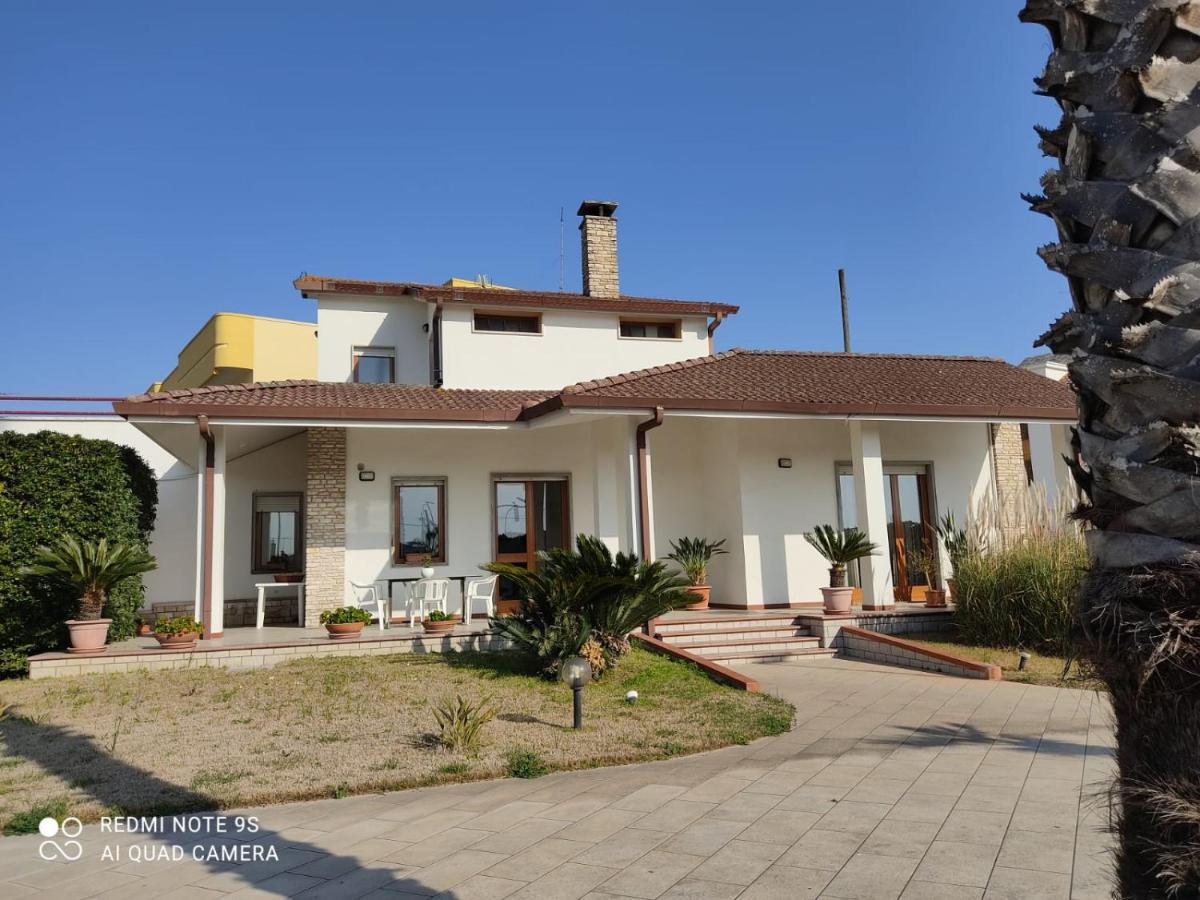 Villa Aristogatti Сан Пиетро Вернотико Екстериор снимка