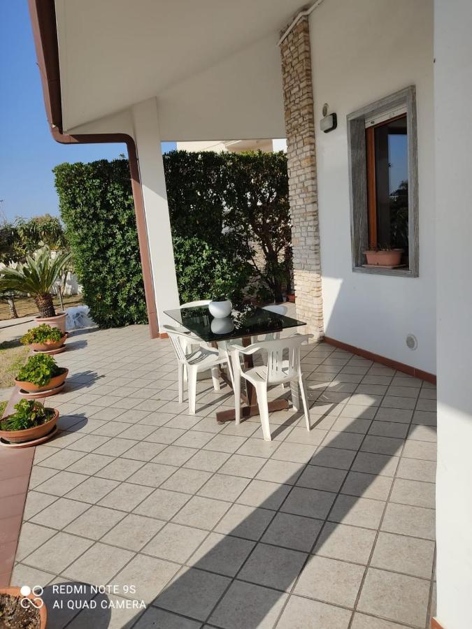 Villa Aristogatti Сан Пиетро Вернотико Екстериор снимка